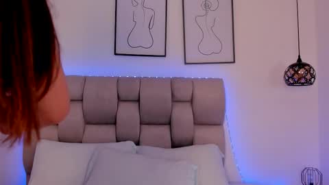 Snapshot of hanna__evans_ chatting on 02.28.26 hanna__evans_ online show from 02.28.26