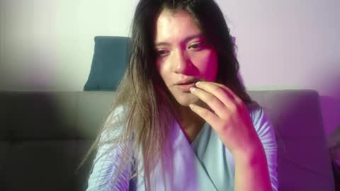 Hanna  online show from 04.15.26