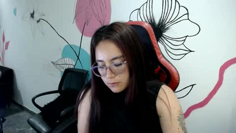 Snapshot of hanna_hot77 chatting on 07.14.26 mara online show from 07.14.26
