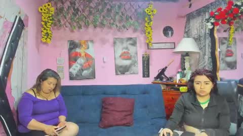 Snapshot of hanna_mature01 chatting on 04.25.26 Hanna online show from 04.25.26