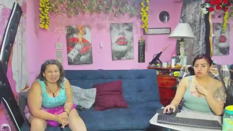 Snapshot of hanna_mature01 chatting on 04.29.26 Hanna online show from 04.29.26