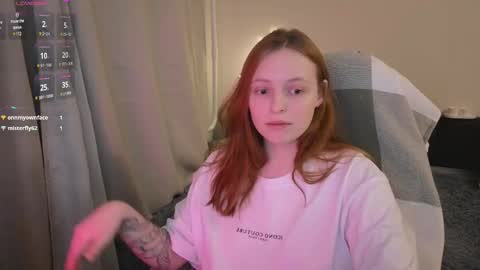 Snapshot of hanna_melon chatting on 02.12.25 Hanna next stream is Mo 8pm-6am by CET online show from 02.12.25
