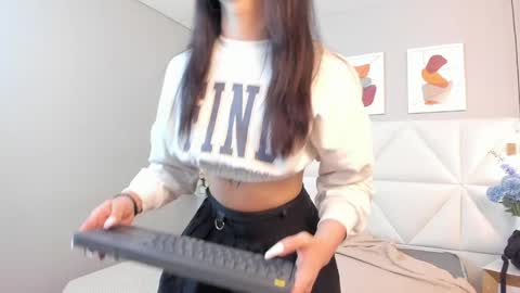 Snapshot of hanna_mitsury chatting on 04.05.26 Hanna online show from 04.05.26