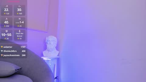 Snapshot of hanna_moonlight_ chatting on 11.01.25 Hanna online show from 11.01.25