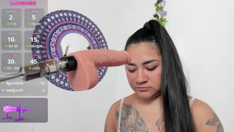 Camila online show from 03.08.25