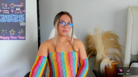 Snapshot of hanna_sofi4 chatting on 01.13.25 Hanna Capicorn online show from 01.13.25