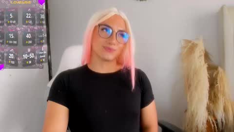 Snapshot of hanna_sofi4 chatting on 02.21.25 Hanna Capicorn online show from 02.21.25