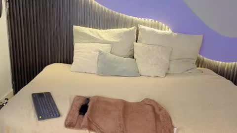 Akane Tendo online show from 01.13.26