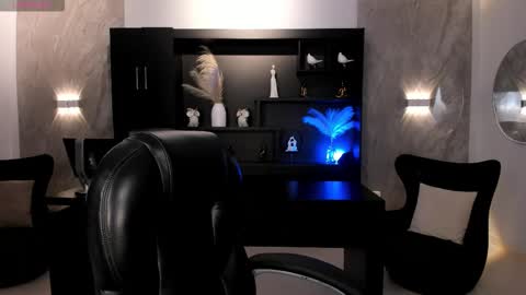  Hanna Connor  online show from 11.04.25