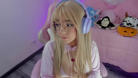 hannacutegod online show from 03.30.26