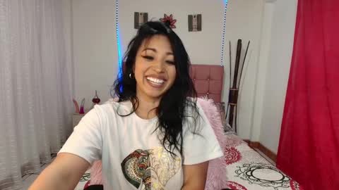 Snapshot of hannagomez_11 chatting on 09.13.25 Hanna Gomez online show from 09.13.25