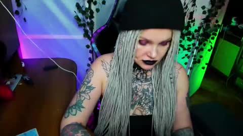 Hannah online show from 11.19.25