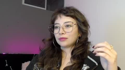 HannahHexx online show from 04.15.26