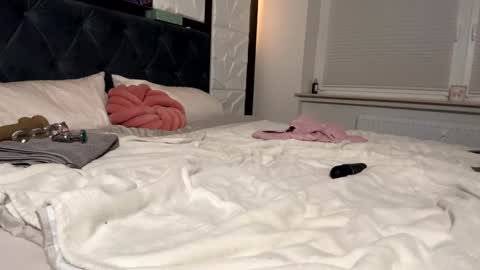 Snapshot of hannah_nvrst chatting on 01.27.25 hannah_nvrst online show from 01.27.25