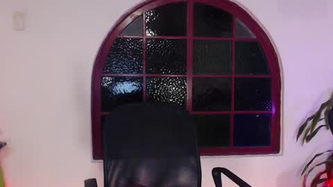 Hannah online show from 01.03.25