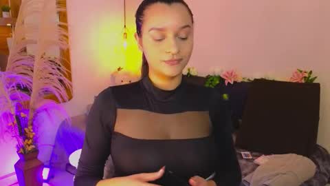 Hannah Williams online show from 01.06.26