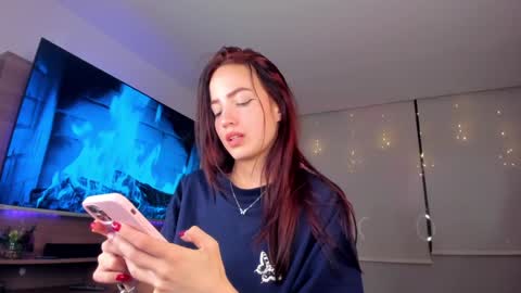 Snapshot of hannah_xoxo_ chatting on 12.28.24 Hannah online show from 12.28.24