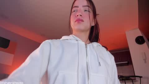 Snapshot of hannah_xoxo_ chatting on 02.13.25 Hannah online show from 02.13.25