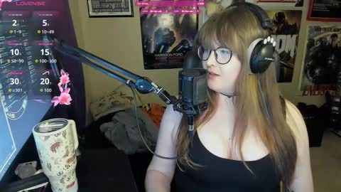 Hannah Castleaw online show from 01.12.26