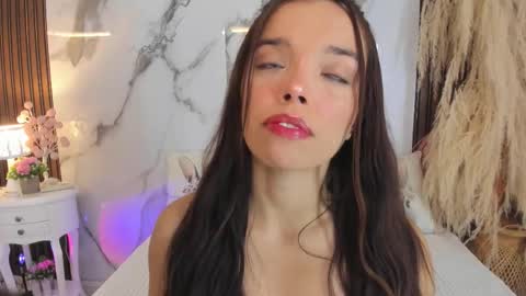 Hannahill69 online show from 11.04.25