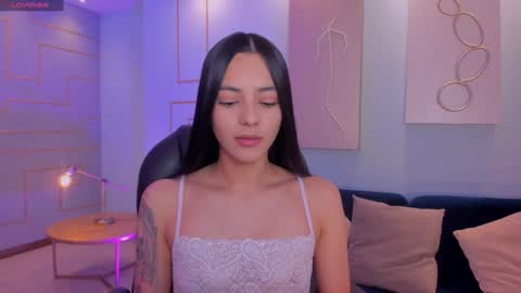 Snapshot of hannahjamesx chatting on 02.05.25 HANNAH J online show from 02.05.25