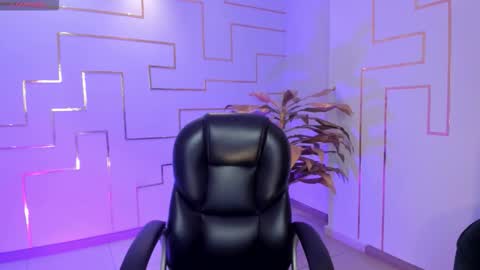 Snapshot of hannahjamesx chatting on 09.15.25 HANNAH J online show from 09.15.25