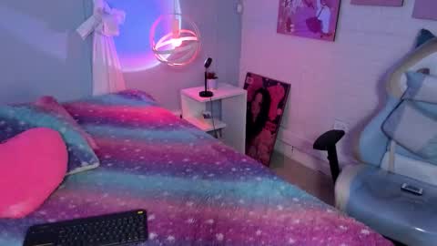 Hannah online show from 11.04.25