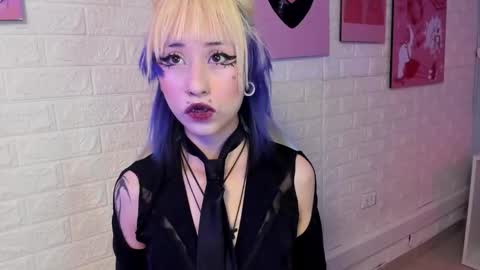 Hannah online show from 11.21.25