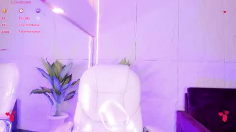 HannaPaola online show from 11.15.25