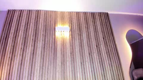 HannaPaola online show from 12.15.25