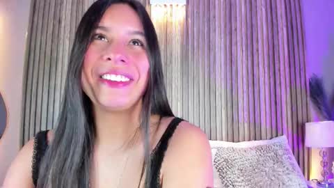 HannaPaola online show from 01.06.26