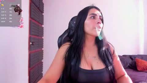 Snapshot of hannarusso chatting on 01.17.26 Hanna online show from 01.17.26