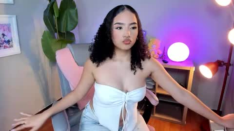 hannax__ online show from 09.11.25