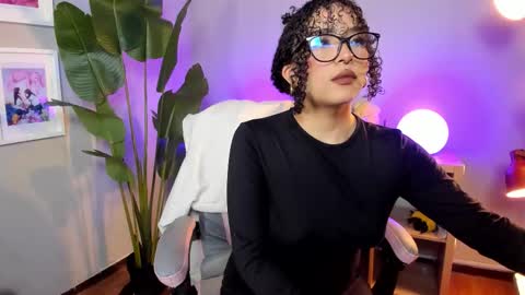 hannax__ online show from 09.12.25