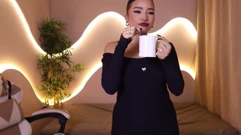hannax__ online show from 10.11.25