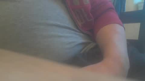 Snapshot of hannes_k chatting on 01.10.25 hannes_k online show from 01.10.25