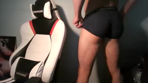 Snapshot of hannydaddy chatting on 11.10.25 Hanny Daddy online show from 11.10.25