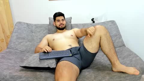 Snapshot of hans_fox03 chatting on 10.16.25 Hans online show from 10.16.25