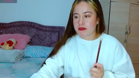 isabella   online show from 10.23.25