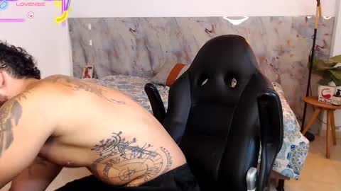 Snapshot of hanz_col chatting on 12.02.25 hanz_col online show from 12.02.25