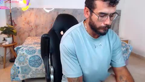 Snapshot of hanz_col chatting on 01.09.26 hanz_col online show from 01.09.26