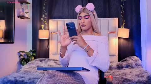 Snapshot of hanzking01 chatting on 09.16.25 Hanzking01 online show from 09.16.25