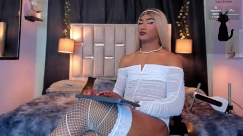 Snapshot of hanzking01 chatting on 10.25.25 Hanzking01 online show from 10.25.25