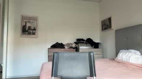 hanzlagerfelt online show from 10.02.25