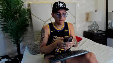  Happy Boy  online show from 12.16.25