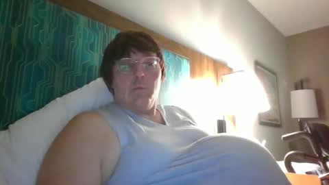 happynpregnant online show from 12.31.24