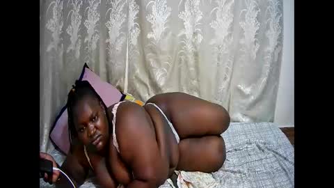 happysonia online show from 10.18.25