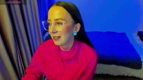 Snapshot of happystephanie chatting on 01.13.26 Stephanie online show from 01.13.26