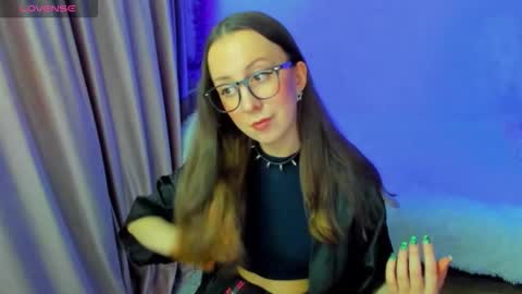 Snapshot of happystephanie chatting on 01.16.26 Stephanie online show from 01.16.26