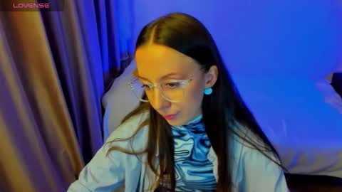 Stephanie online show from 03.23.26